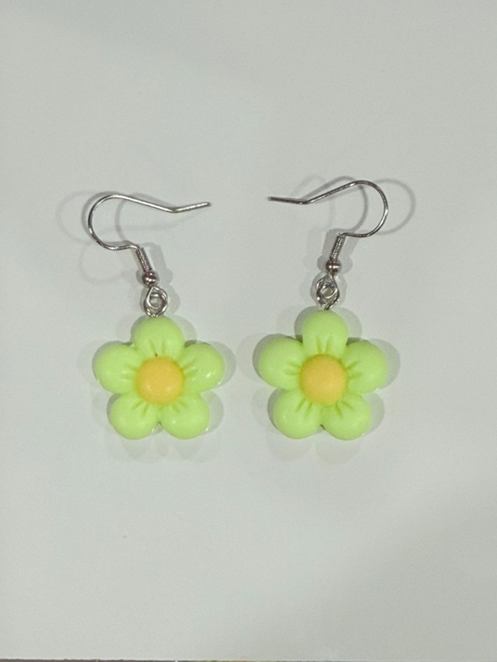 ✨ 5 for $30 Earring Bar ✨ Cute Lime Daisy Earrings • Kawaii Fun Floral Jewelry